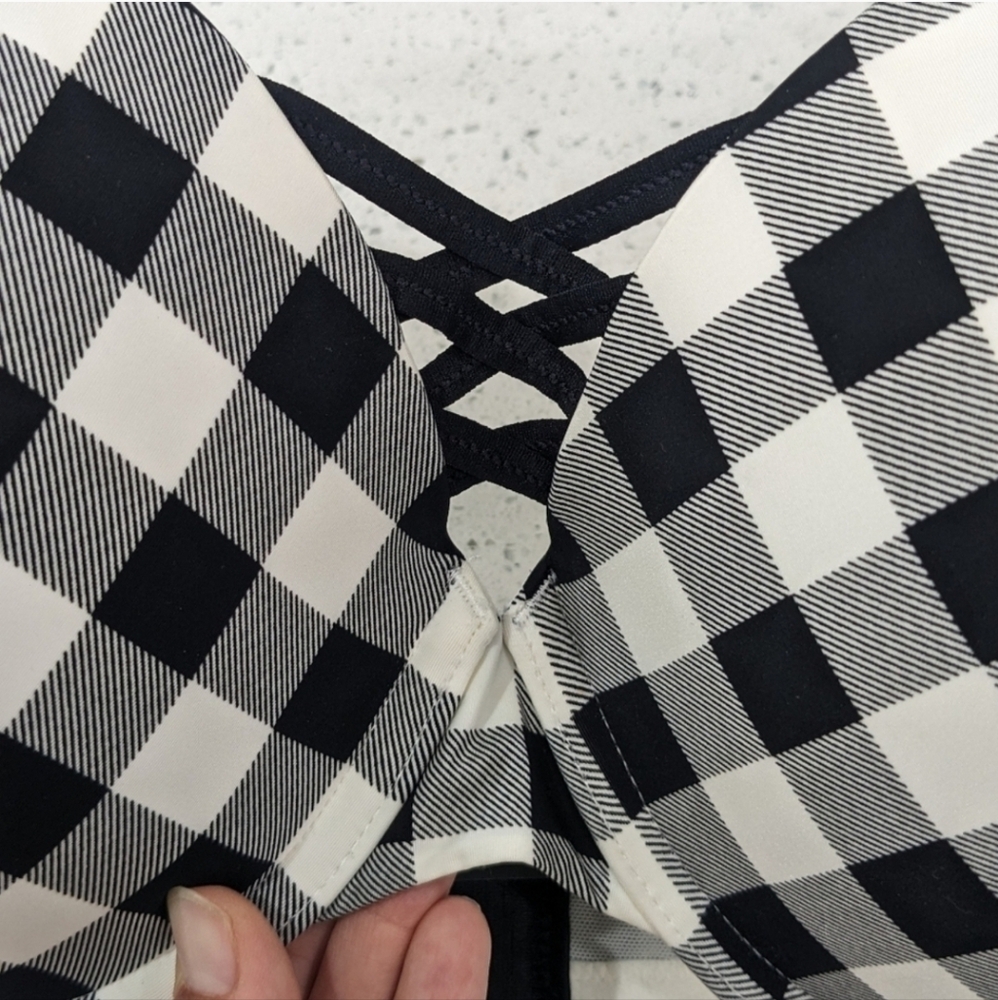 Torrid Curve 360 Back Smoothing Push-Up Plunge Br… - image 4